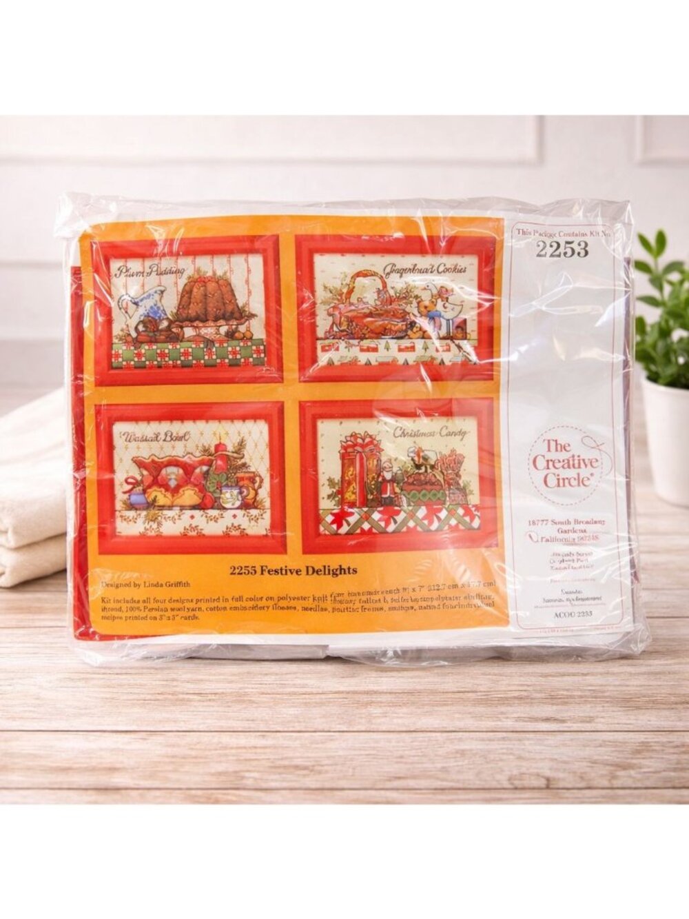 Vintage Christmas Embroidery Kit Festive Delights Creative Circle Set DIY Craft